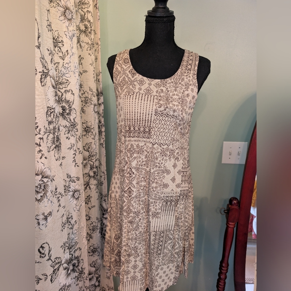 Sleeveless Patchwork Midi Dress in Beige and Chocolate